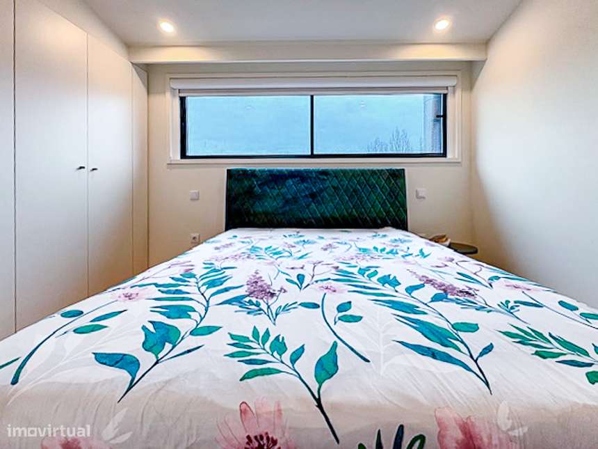 Apartamento T2 renovado no Centro de Ovar-12