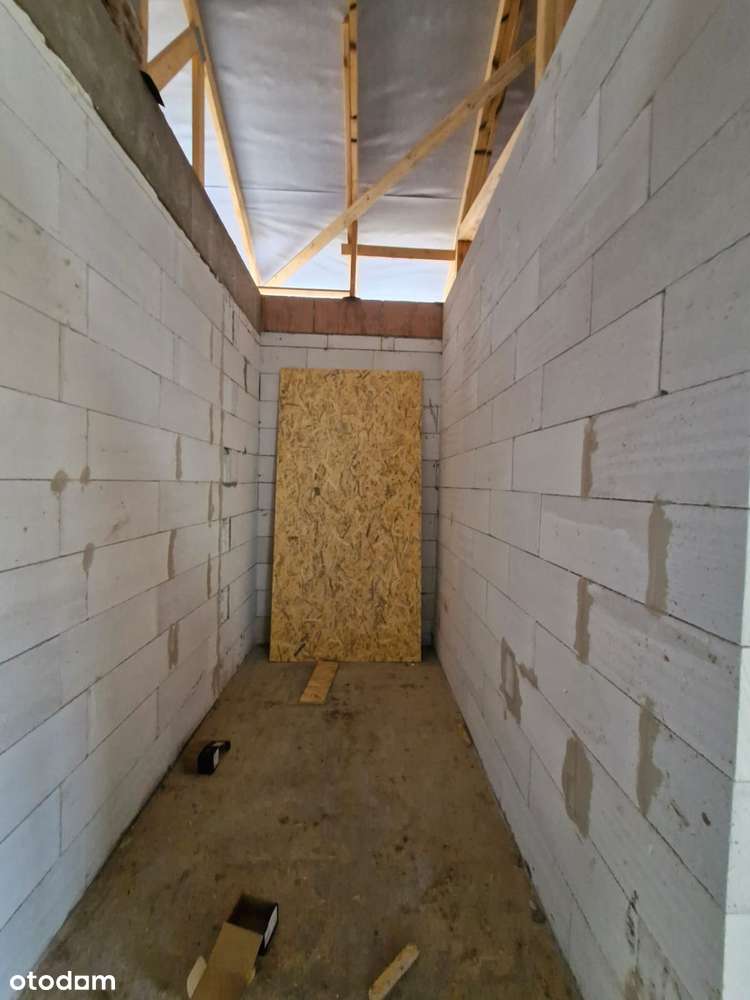 3 pokoje, 2 miejsca postojowe, ogródek-1