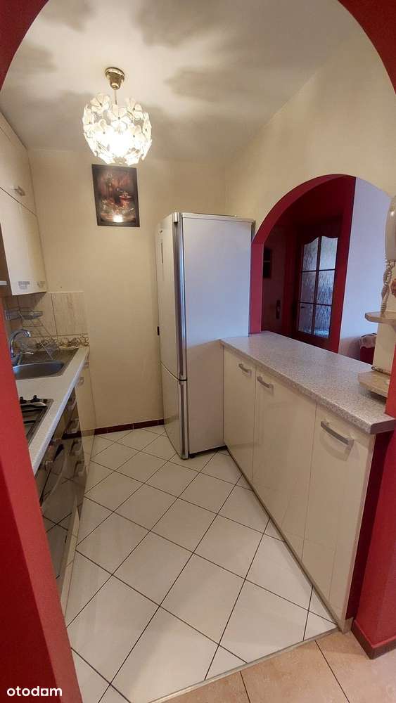 Atrakcyjne, po remoncie 2 pokojowe przy ul. Żelaznej-5