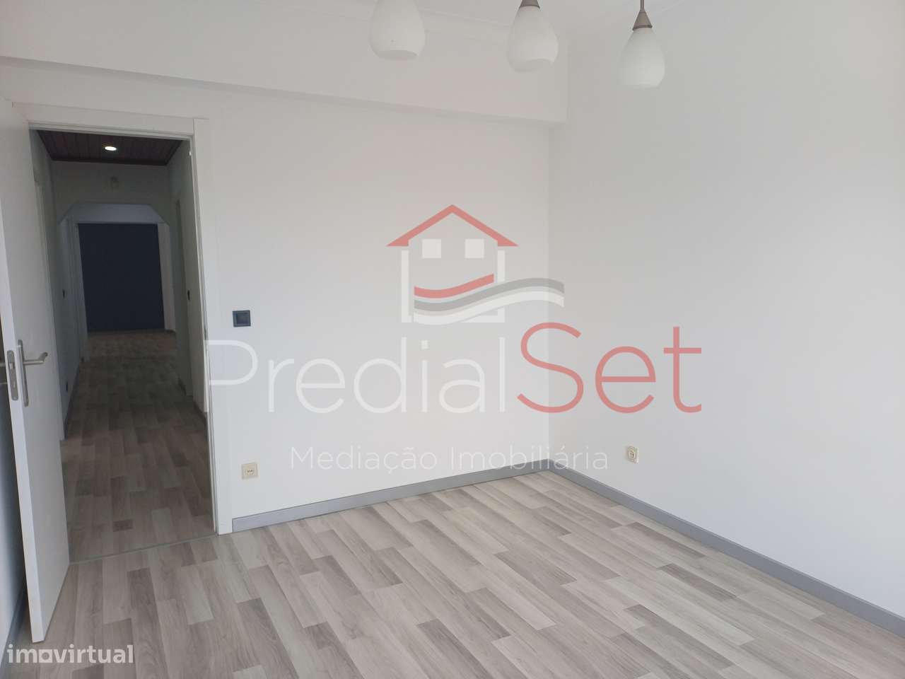 Apartamento T4  em Monte Belo Norte -Setúbal-9
