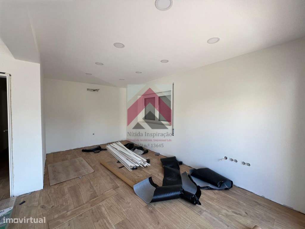 Andar Moradia T3 totalmente renovado no centro de Ílhavo-7