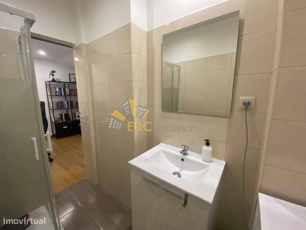 Apartamento Duplex T2+1 com Parqueamento, Arrecadação e Varanda | E...-33