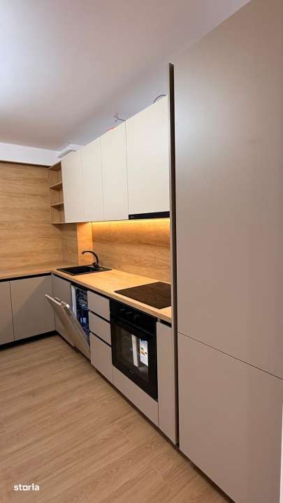 Apartament 2 camere etaj 1 strada Eroilor Floresti-1