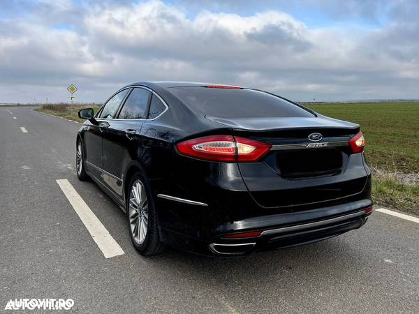 Ford Mondeo Vignale 2.0 Hybrid - 3