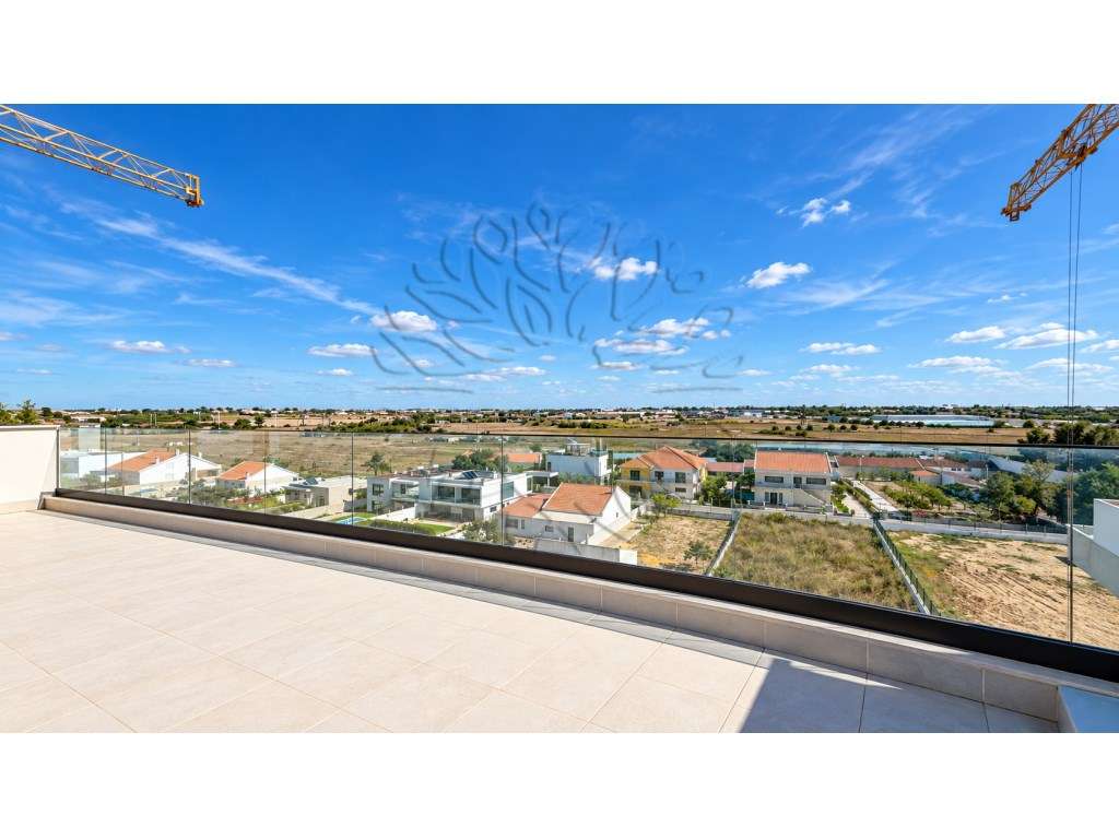Duplex Novo com Amplos Terraços, Suite, Cozinha em Open Space-28