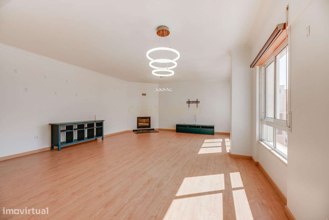 T3 moderno único na urbanização da Anta-7