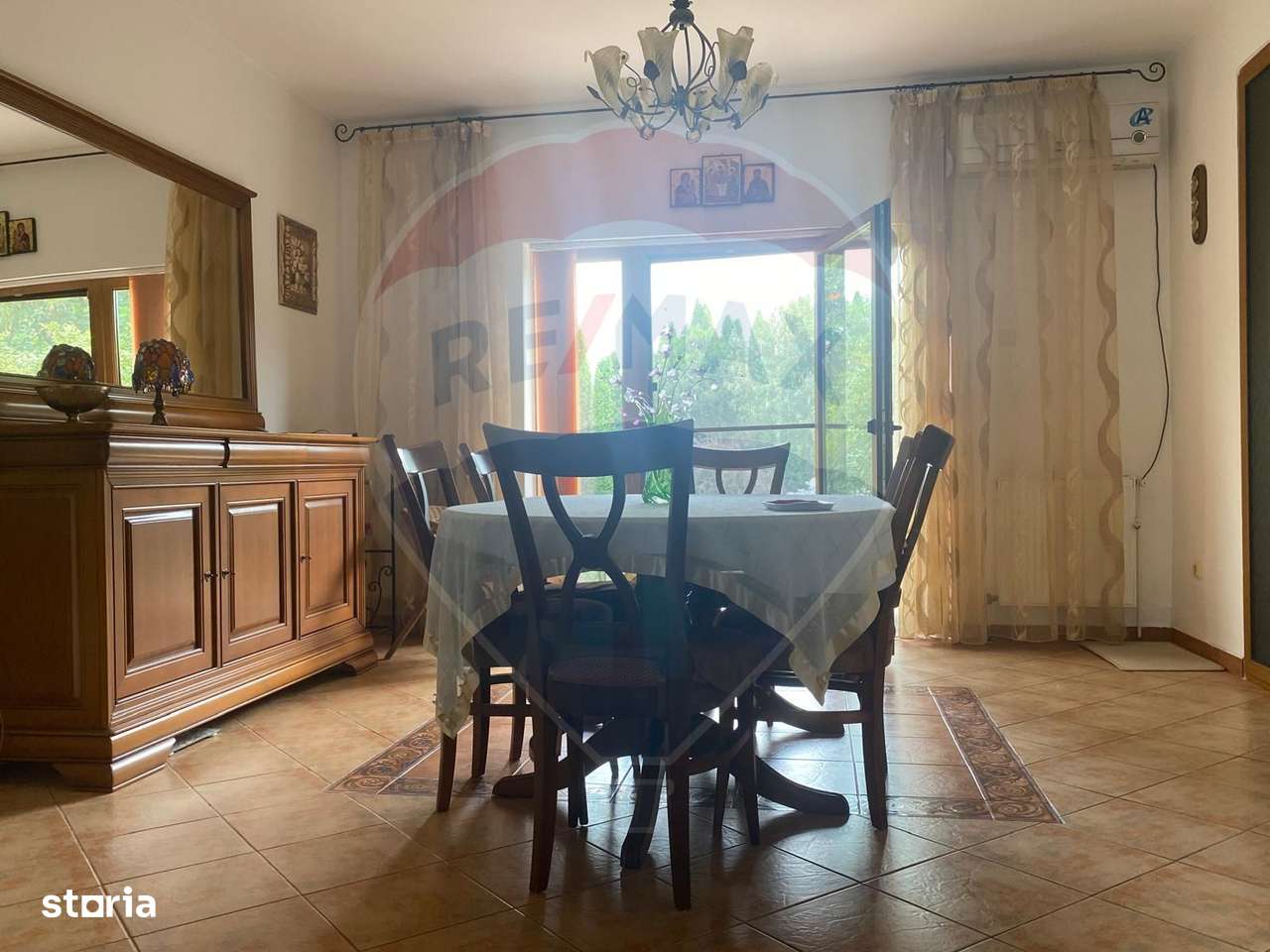 DE VANZARE Vila de vacanta in Pucioasa /Dambovita-10