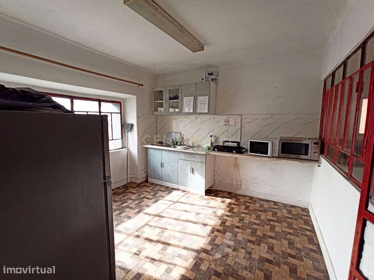 Prédio com Elevado Potencial de Reconversão | Projeto Ideal para Loft-19