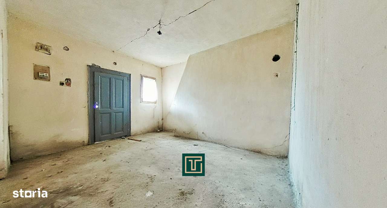 Casă cu potențial, teren generos de 1.440 mp – Secusigiu, Arad - Imagine principală: 5/10