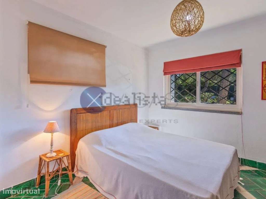 Moradia para obras totais para uma construção máxima de 554 m2, T6 ...-13