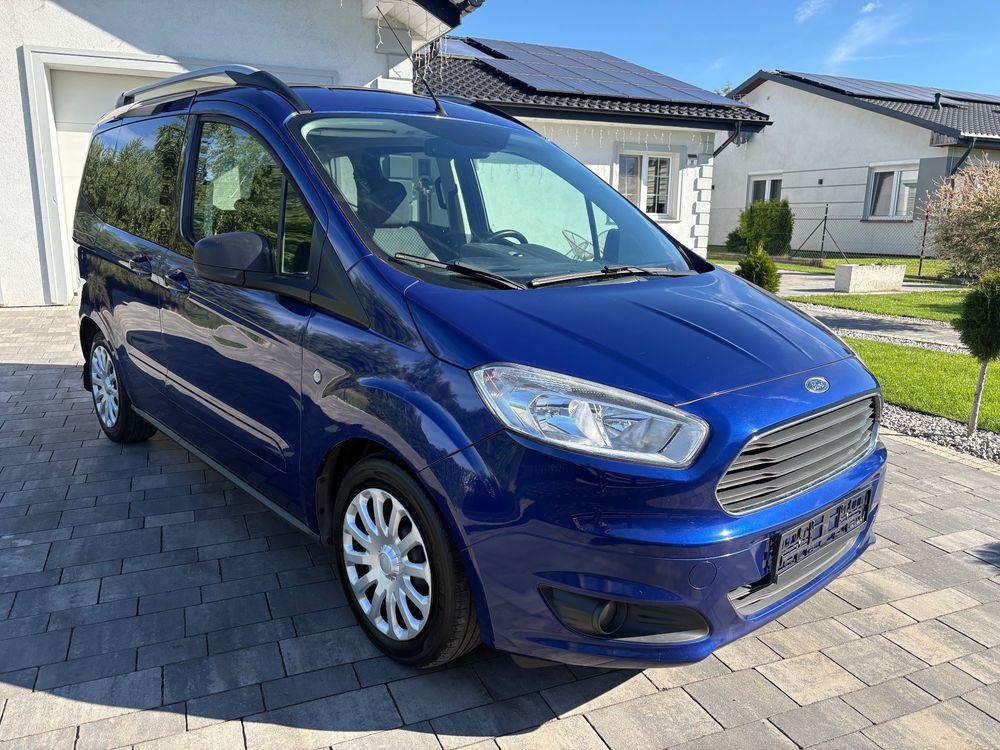 Ford Tourneo Courier 1.0 EcoBoost S&S Titanium 2016