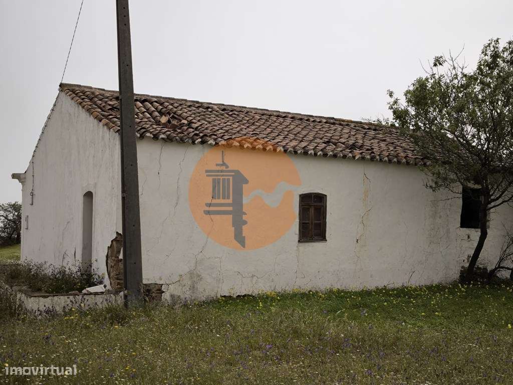 TERRENO COM 7.040 M2 - URBANO DE 320 M2 - PARA RECONSTRUIR - CAMPEI... - Grande imagem: 5/37