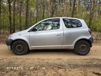 Toyota Yaris 1.0 Base - 1