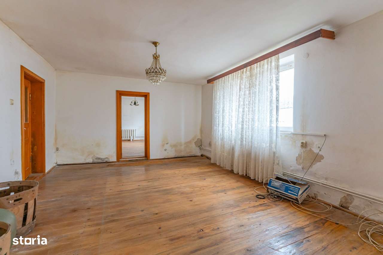 Casă individuală de renovare în Bod, Brașov-10