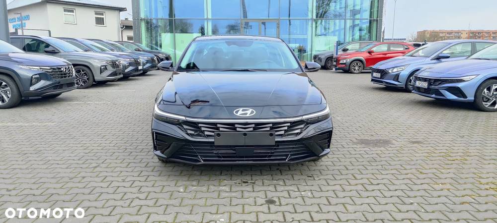 Hyundai Elantra 1.6 Smart CVT - 3