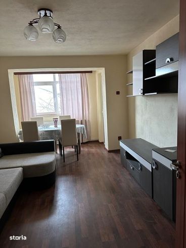 Apartament de inchiriat