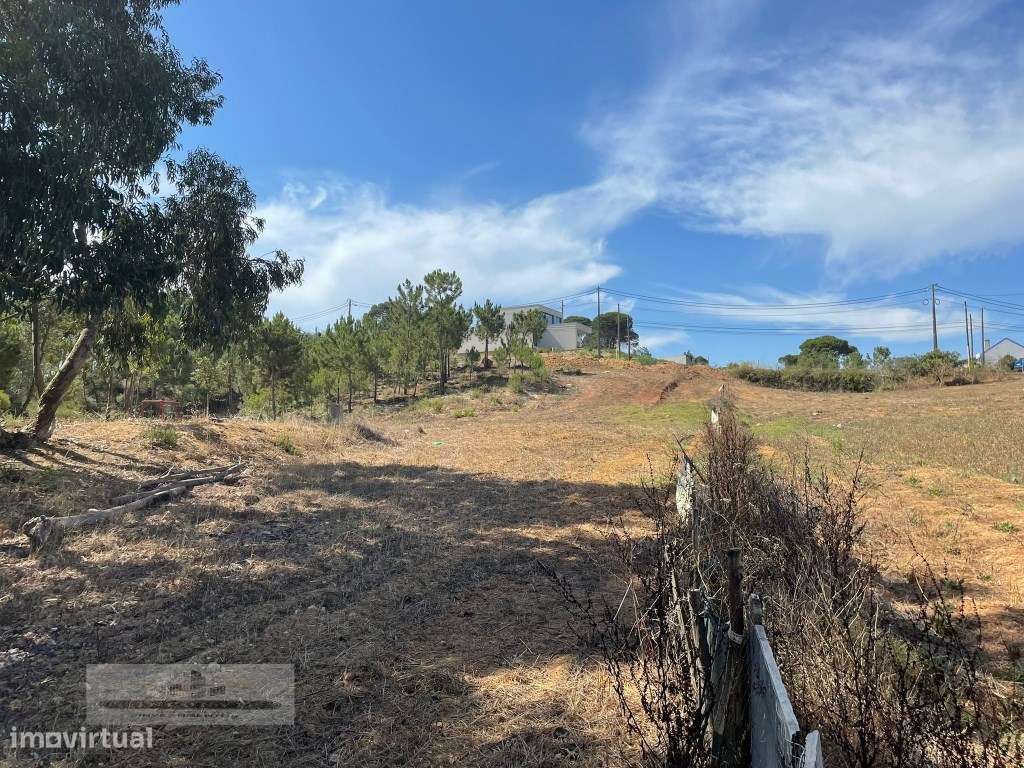 Terreno para construção de 2 fogos, com um armazem de 120 m2, em Za...-15