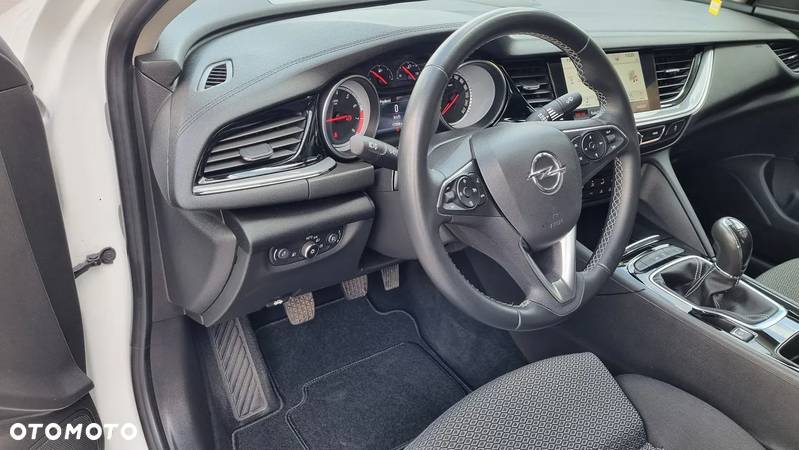 Opel Insignia 1.5 T Enjoy S&S Eco - 8