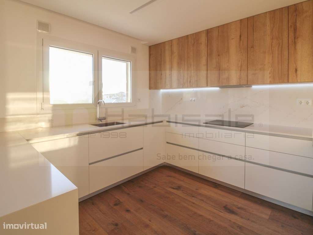 T3 com terraço perto da praia e universidade-9