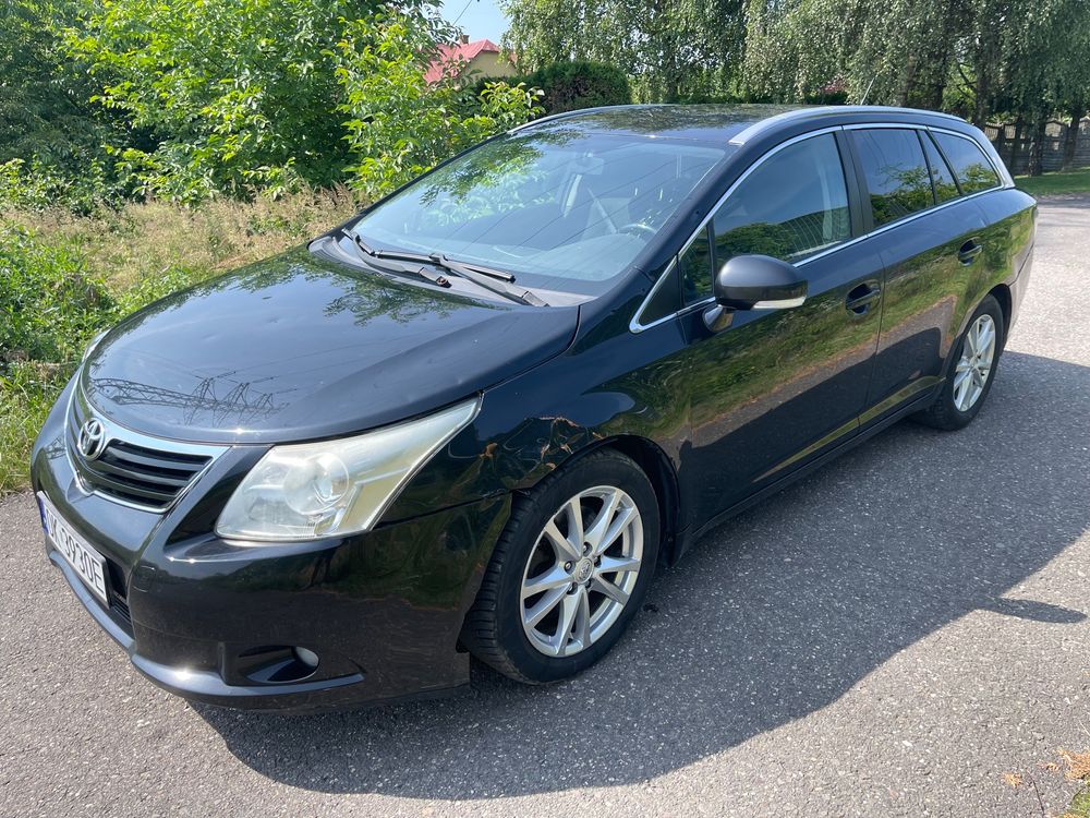 Toyota Avensis III (2009-) 2.2 D-4D Sol Plus NAVI 2010