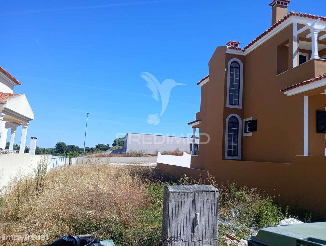 Lote de terreno urbano para moradia de 3 pisos - Grande imagem: 5/10