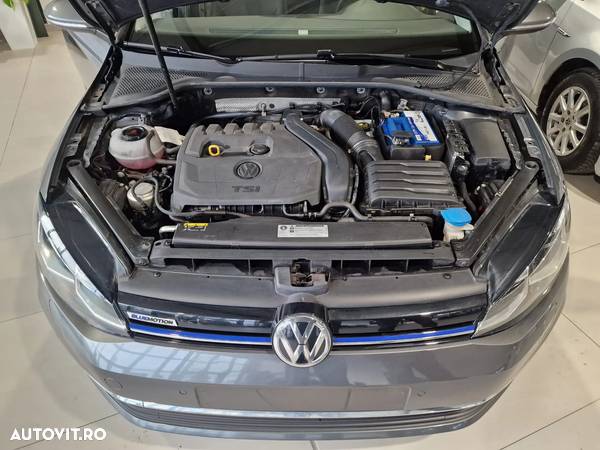 Volkswagen Golf 1.5 TSI BlueMotion ACT DSG Comfortline - 12