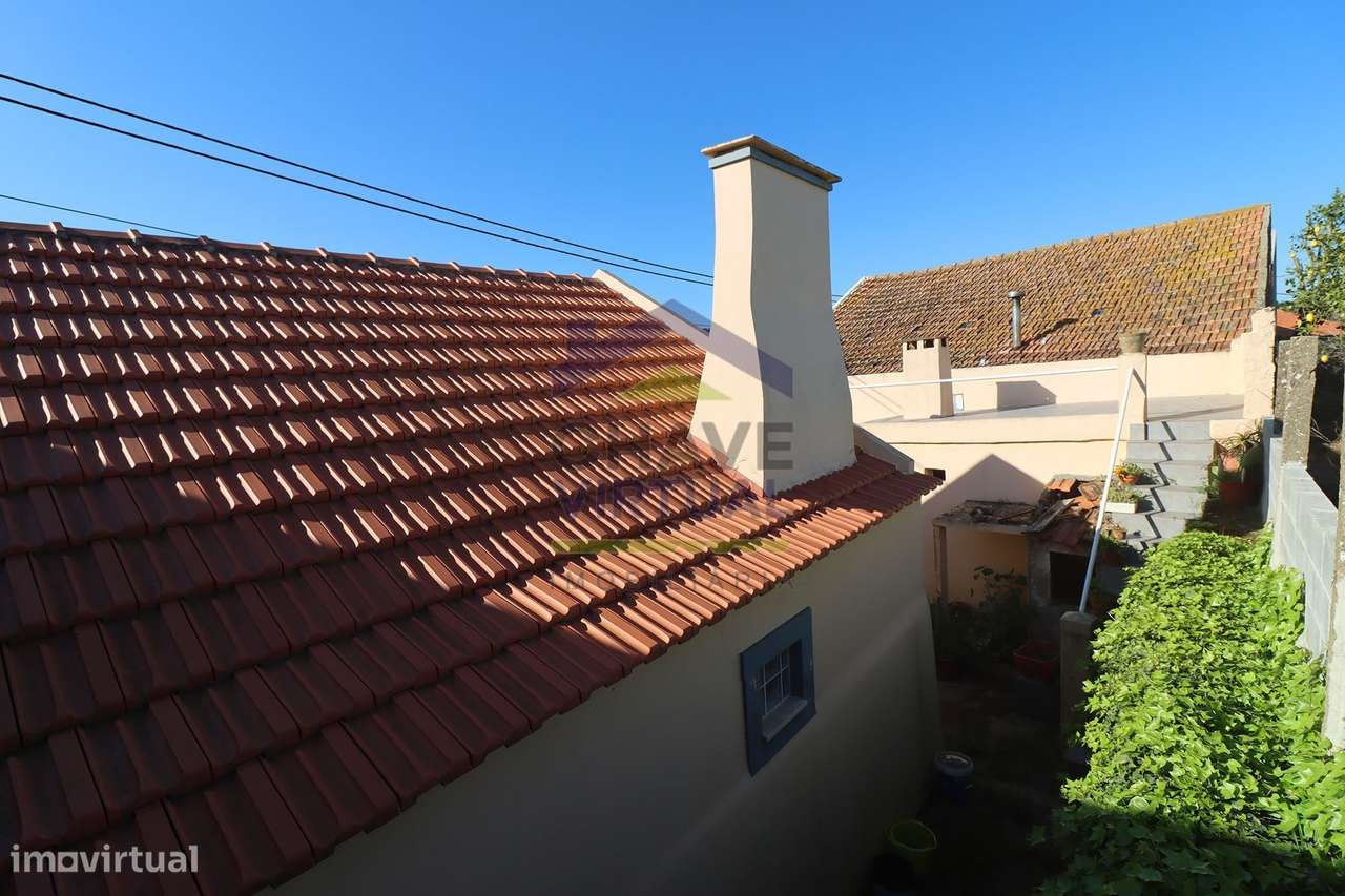 Moradia V1 c/ Sótão Amplo e Terraço Peral - Cadaval-11