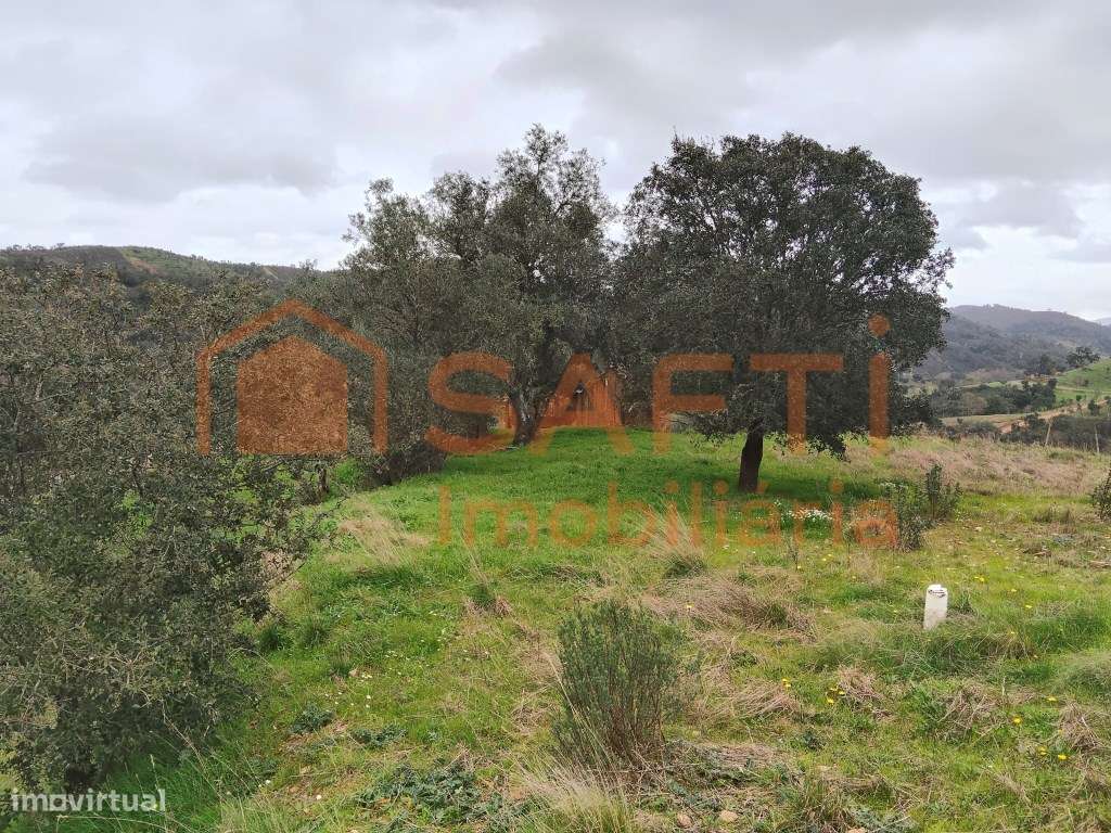 Monte Alentejano com vista panorâmica - Grande imagem: 5/15