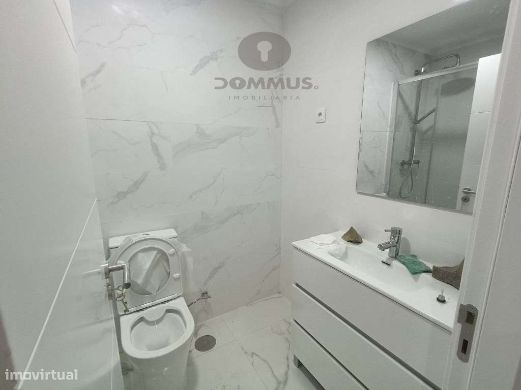 Apartamento T3 Remodelado na Amadora-13