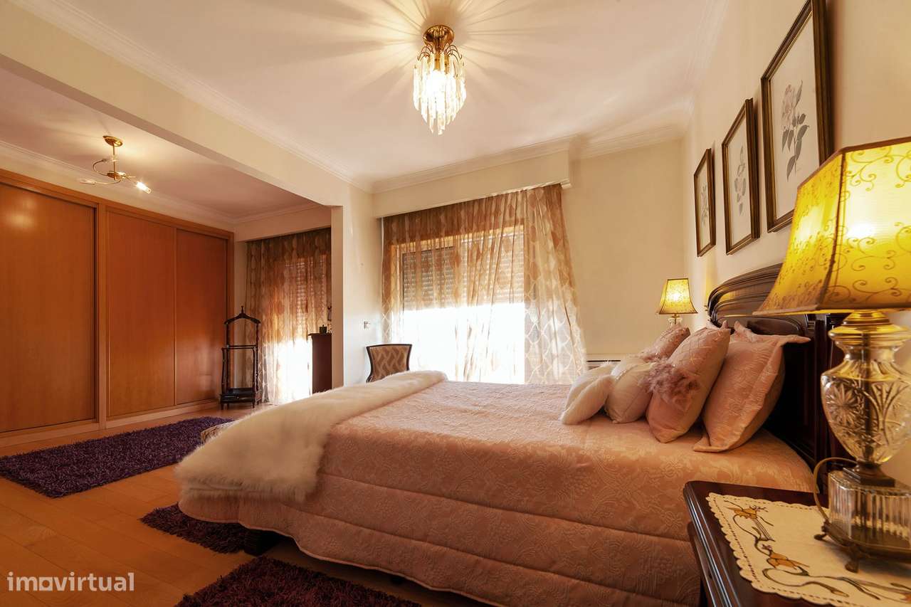 Fantástica Moradia Em Valongo.-23