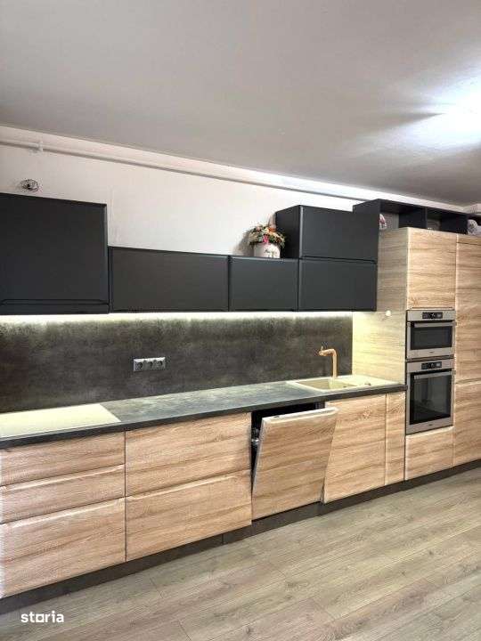 Apartament 3 camere, 72 mp, 2 balcoane, parcare, PET FRIENDLY, zona Mu - Imagine principală: 2/11