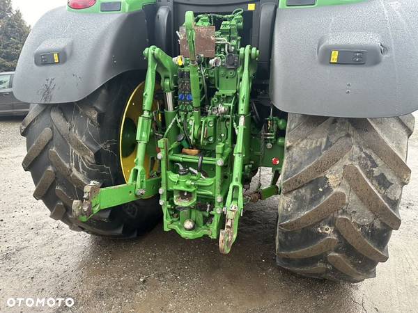 John Deere 6215R.          365000zł netto - 5