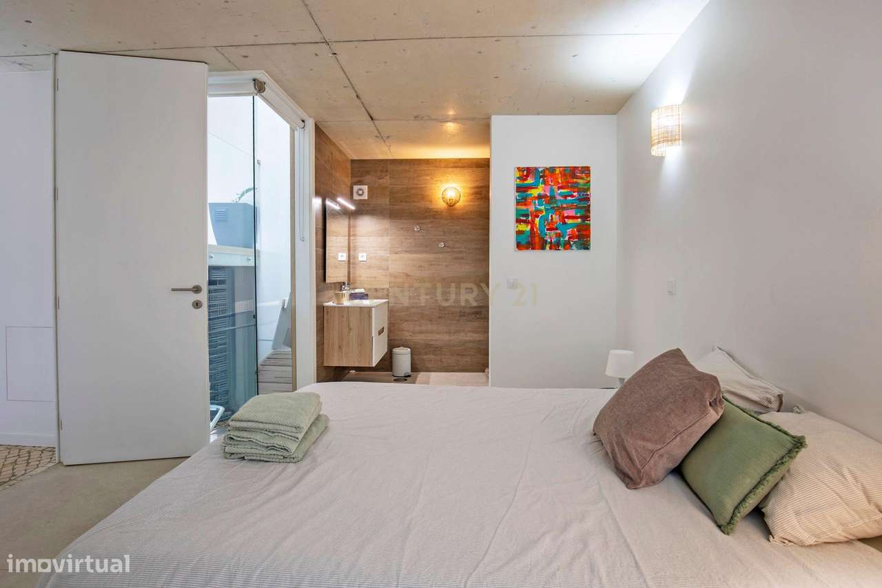 Moradia Contemporânea T3 com Terraço no Coração do Bairro do Troino –-12