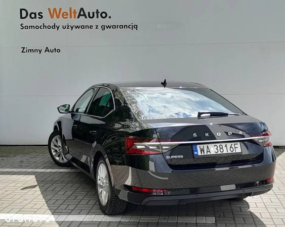 Skoda Superb 2.0 TDI SCR Ambition DSG - 6