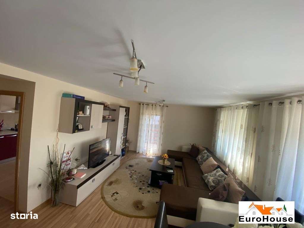 Apartament la vila de vanzare in Alba Iulia - Imagine principală: 3/20