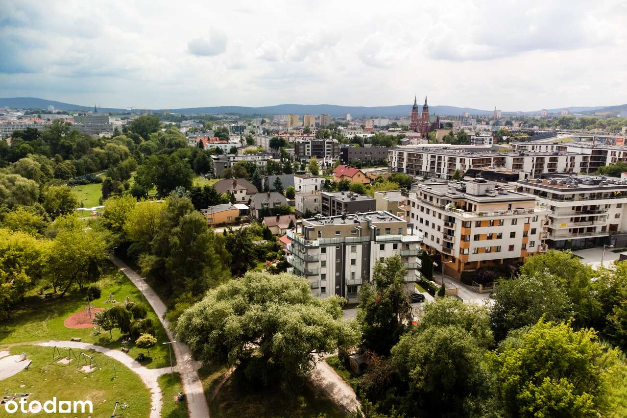 Komfortowe mieszkanie na sprzedaż wsród zieleni w sercu Kielc-16