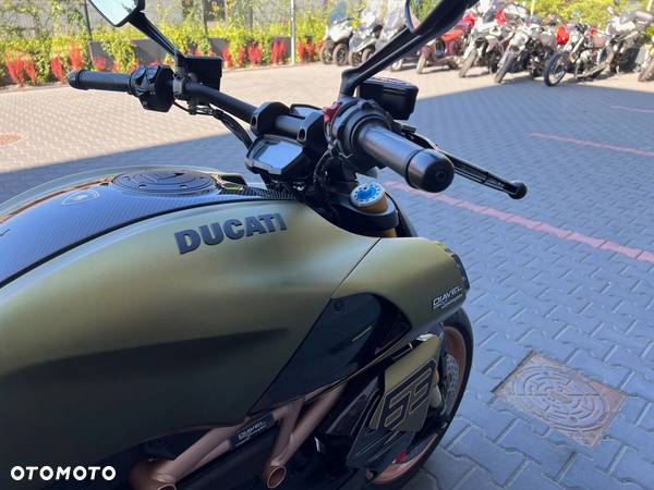 Ducati Diavel - 12