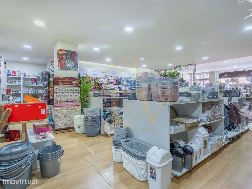 Loja para trespasse - Guimarães (Centro)-6