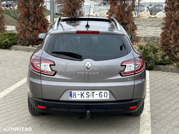Renault Megane ENERGY dCi 110 Start & Stop Bose Edition - 12