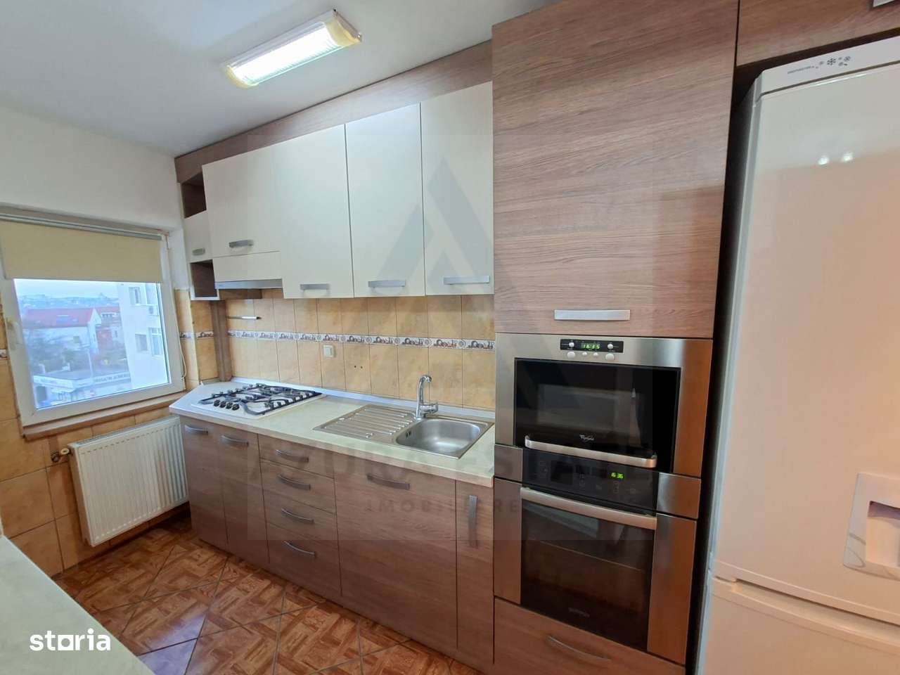 Apartament 4 camere 2 bai garaj subteran si 2 balcoane in zona Strand - Imagine principală: 4/12