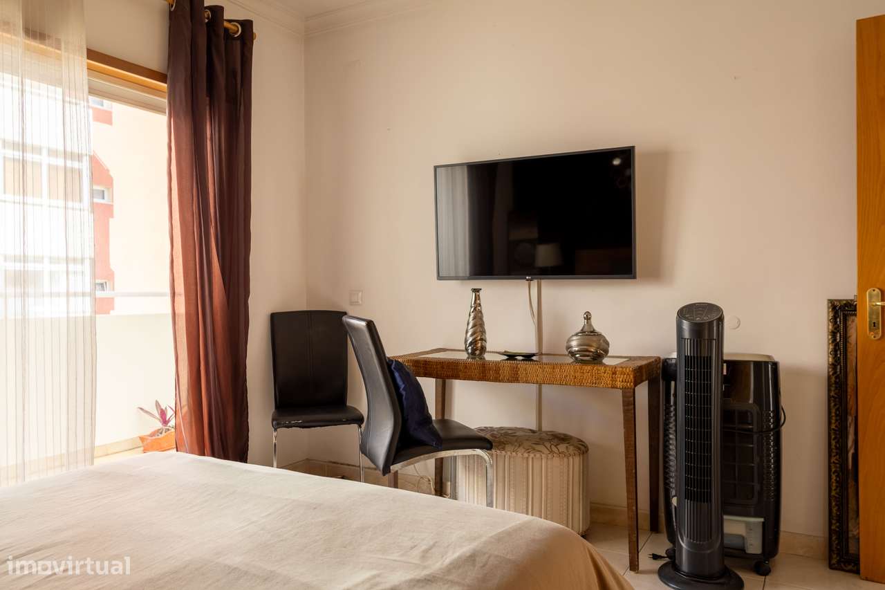 Apartamento T2 na Urbanização da Raminha em Portimão!-23