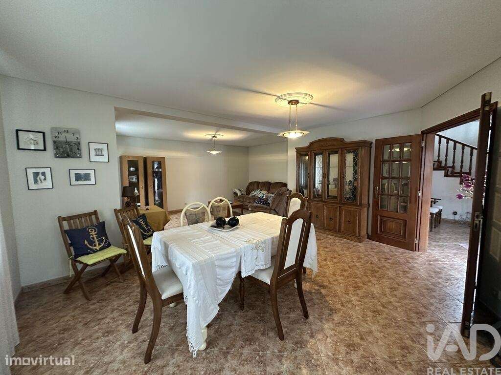 Moradia isolada T3 em Antas de 245 m2 - Grande imagem: 3/40