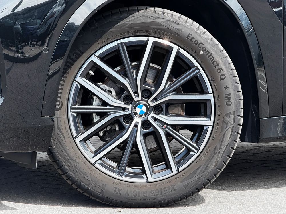 BMW X1 sDrive18i 1.5 Benzyna 136 KM — zdjęcie 3