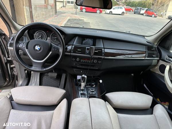 BMW X5 xDrive40d - 7