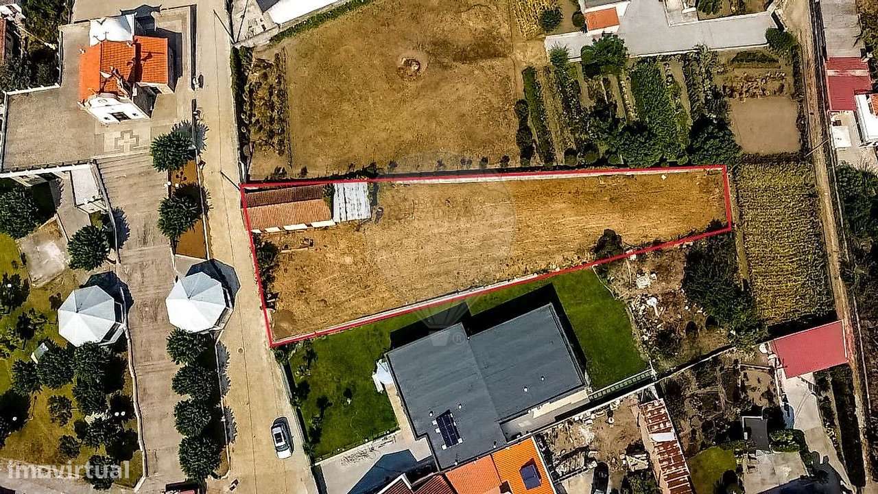 Moradia T1 para venda - Grande imagem: 2/11