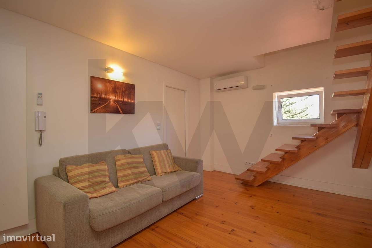 Apartamento T1+1 renovado na Calçada da Bica Grande - Grande imagem: 5/11