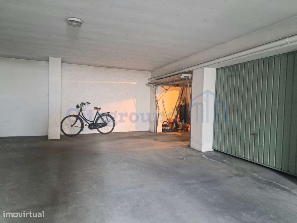 Excelente apartamento T3 com garagem e arrecadação - Marinha Grande-15