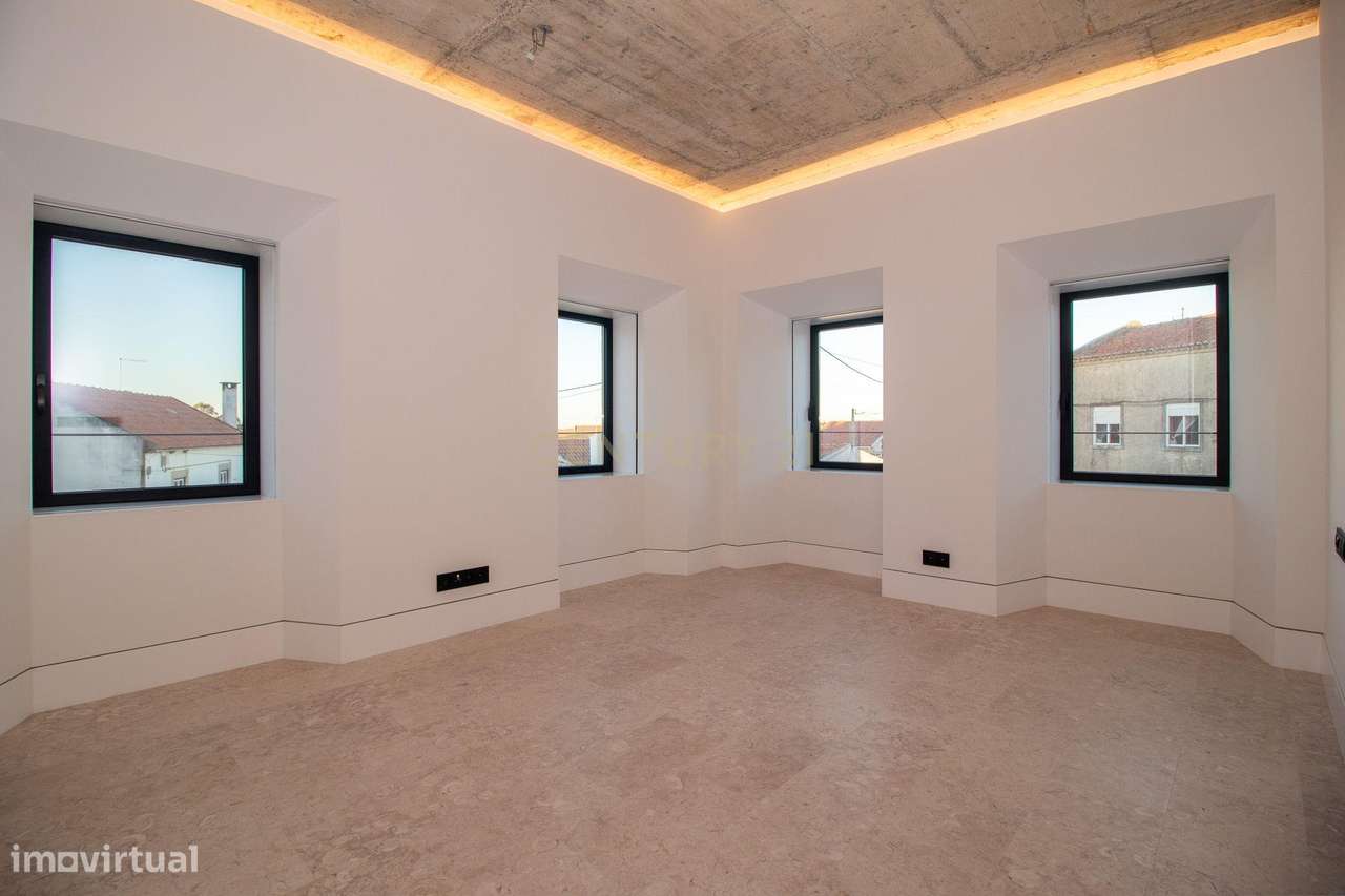 MORADIA T3 NO CORAÇÃO DE MAFRA – ESPAÇO, LUZ E SOFISTICAÇÃO-39