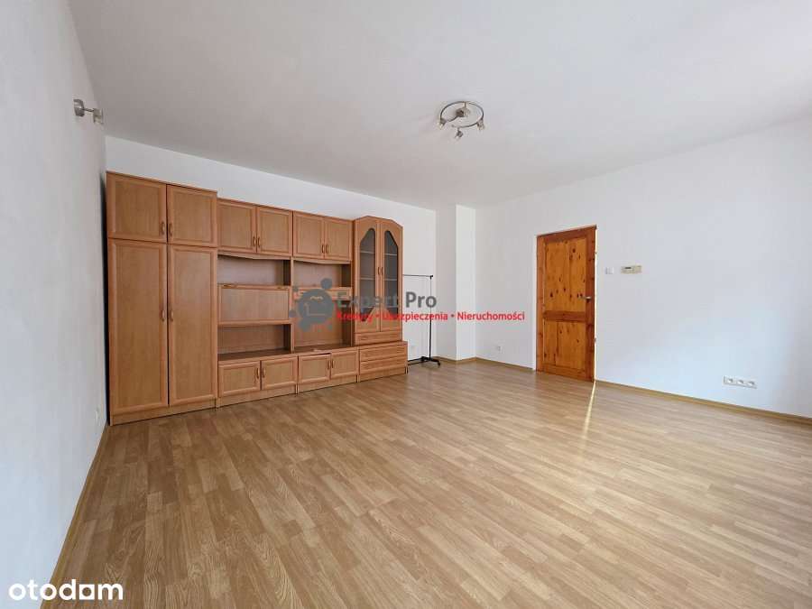 Mieszkanie na sprzedaż w Wałbrzych-0