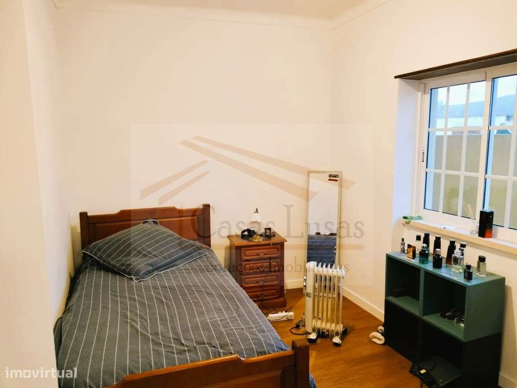 Moradia T4 com GARAGEM, PÁTEO c/ CHURRASQUEIRA + TERRENO EXTRA (40m...-9